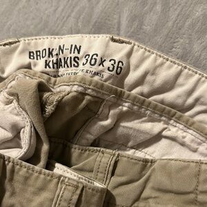 Old Navy Men's Tan Chinos